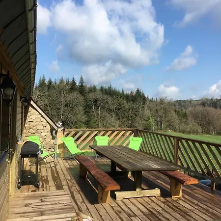 Dom wakacyjny Le Grand De Chomet *